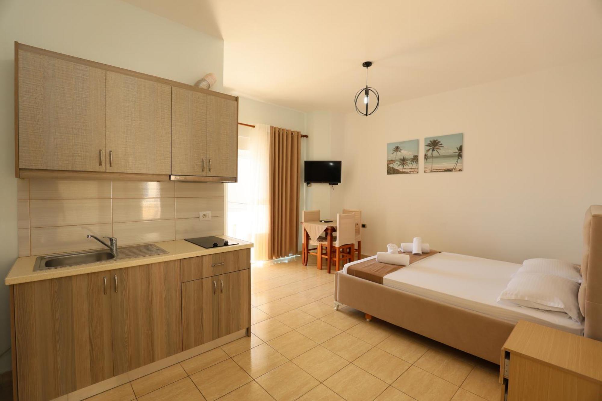 Michelle Apartments Ksamil Exterior photo