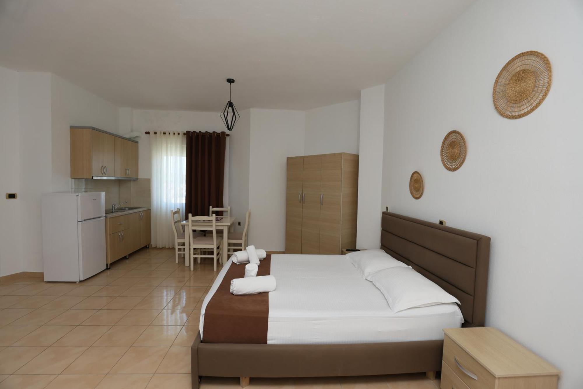 Michelle Apartments Ksamil Exterior photo