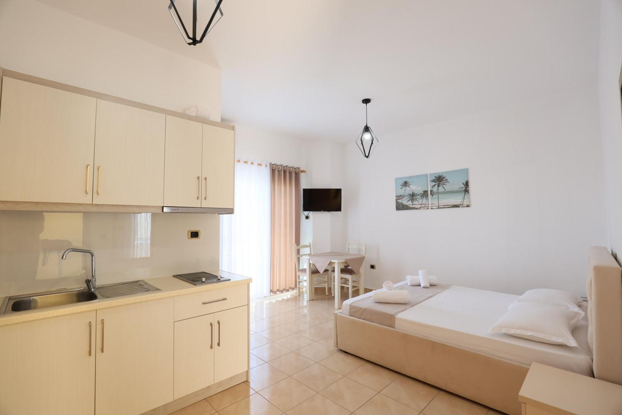 Michelle Apartments Ksamil Exterior photo
